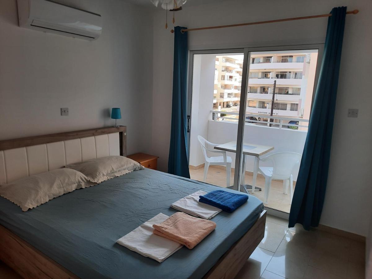 Large Apt 2 Bedrooms Sea View & 2 Balconies Lárnaca Exterior foto